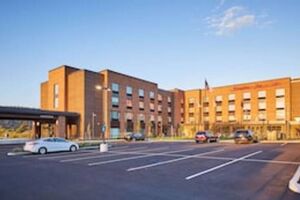 Picture of Hampton Inn & Suites Hood River