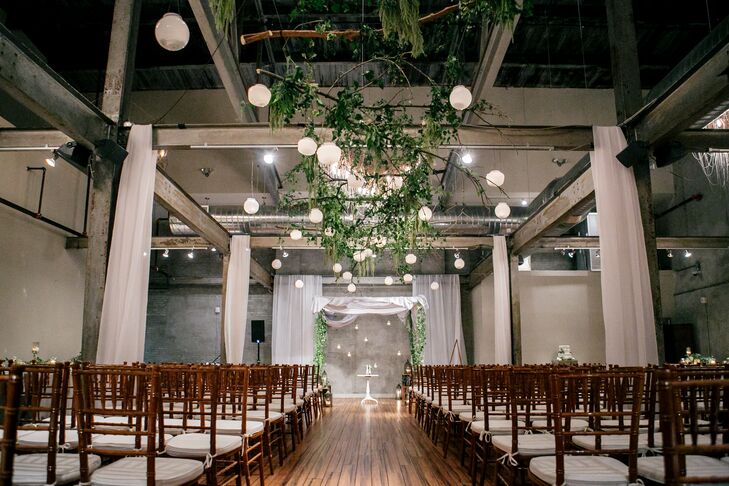 With Samantha and Brian coming from Jewish and Catholic backgrounds, the two fused the two traditions to create an interfaith ceremony that was easily relatable for both of their families. “We brought Jewish and Catholic customs together so that all our guests would feel that it was familiar and inclusive,” Samantha says.