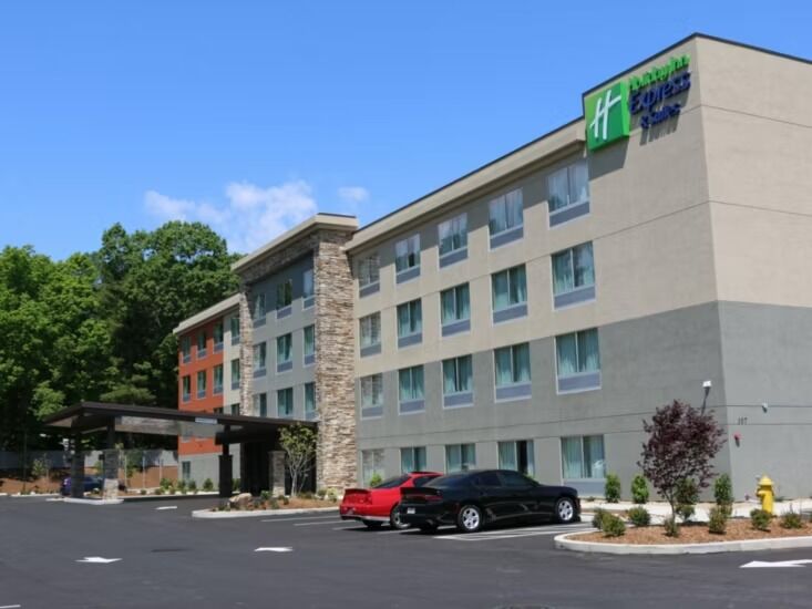 Picture of Holiday Inn Express & Suites Hendersonville SE - Flat Rock, an IHG Hotel