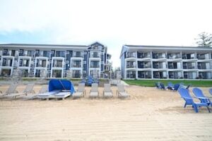 Picture of Pointes North Beachfront Hotel