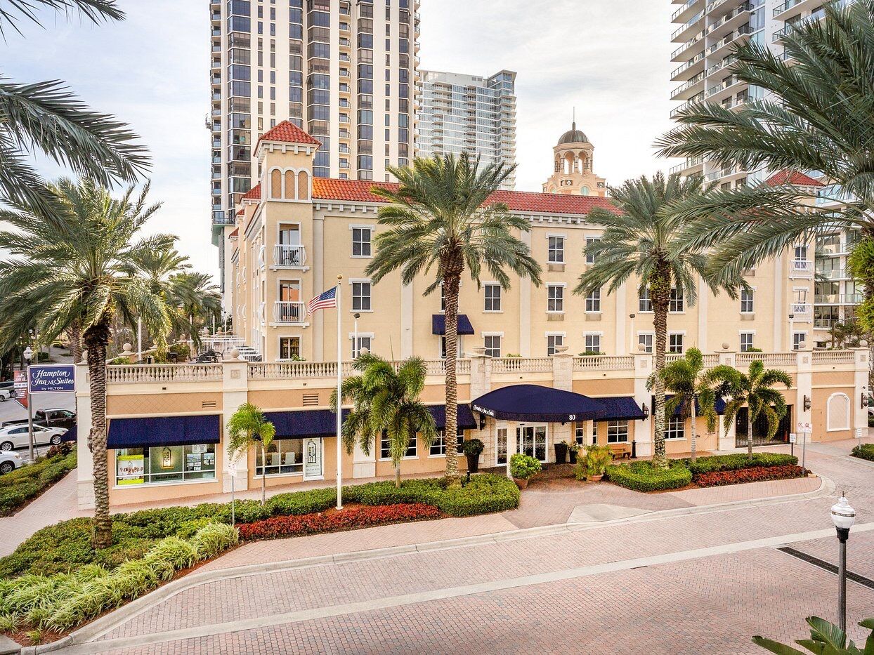 Picture of Hampton Inn & Suites St. Petersburg/Downtown