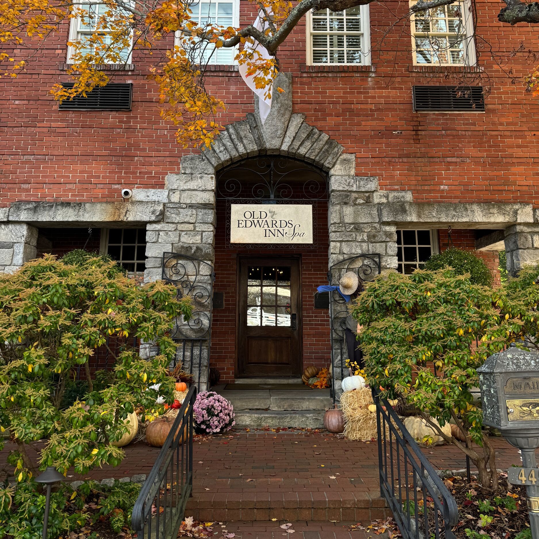 Picture of Old Edwards Inn and Spa