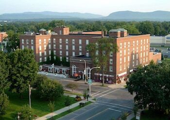 Picture of The Queensbury Hotel