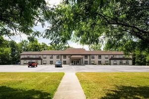 Picture of White Lake Inn and Suites