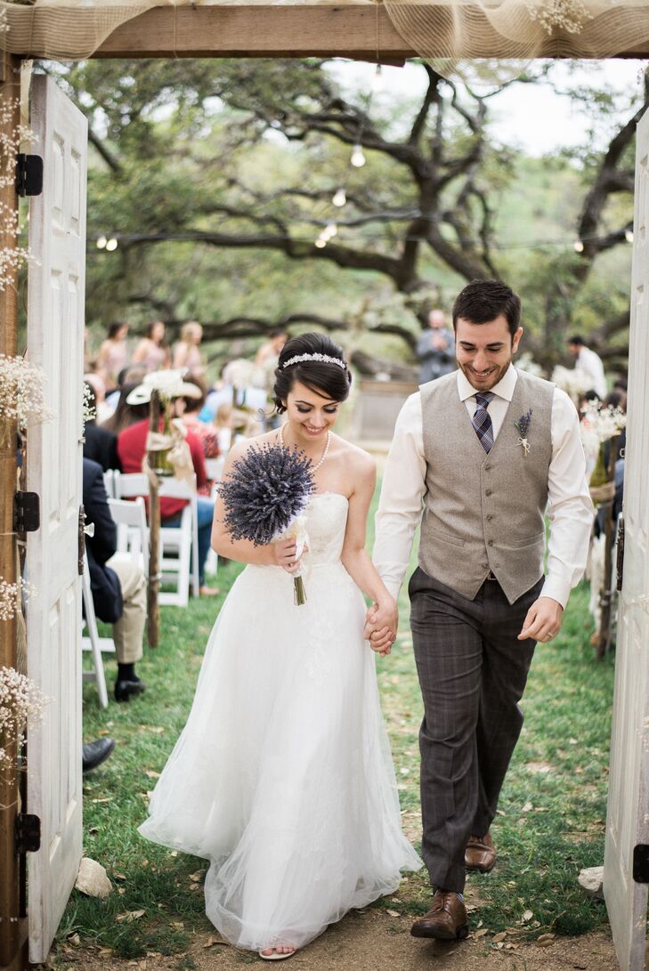 Jada wore her dream dress—a strapless Melissa Sweet gown. It was vintage-inspired with six layers of tulle, delicate lace details and beading sewn throughout the dress. Absolutely gorgeous!