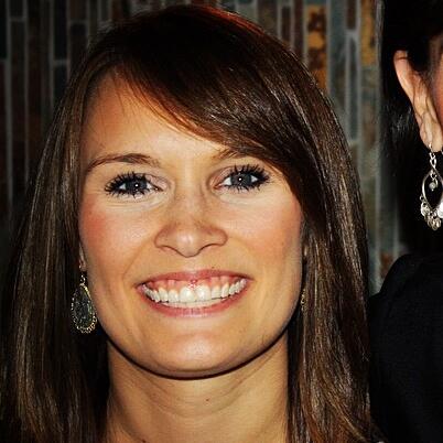 Anna Nolan (Best Friend)