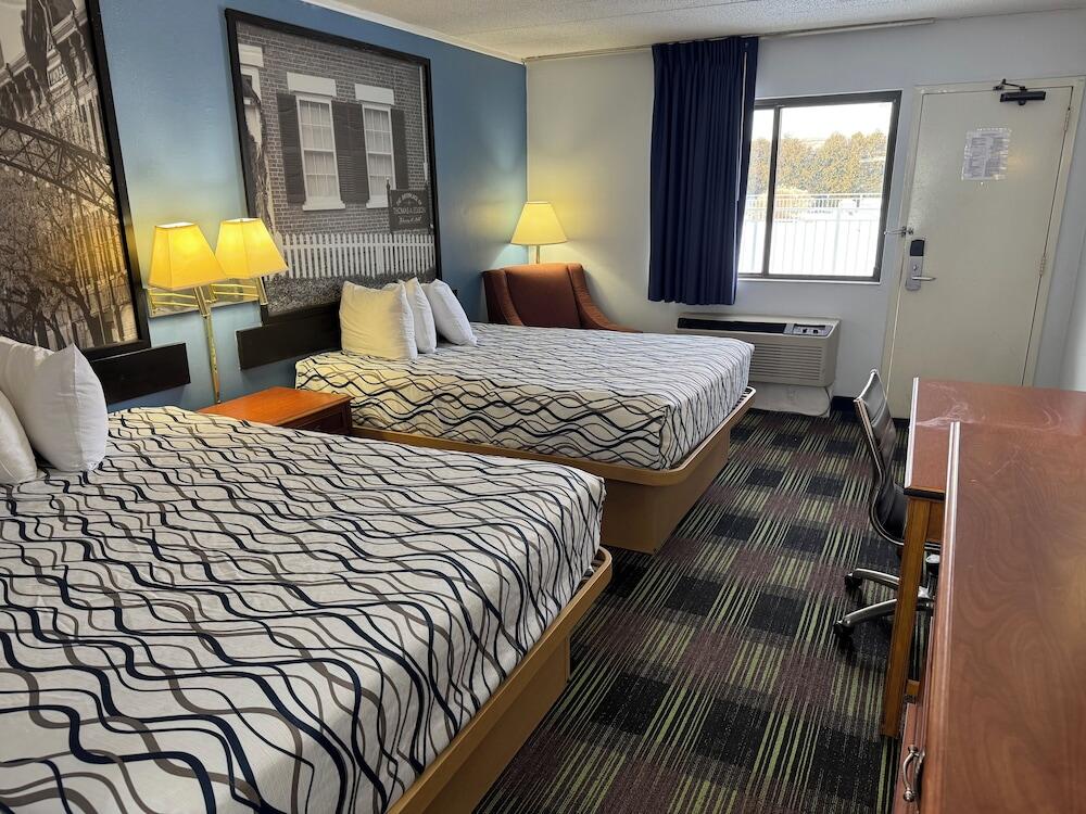 Picture of Sprucewood Inn