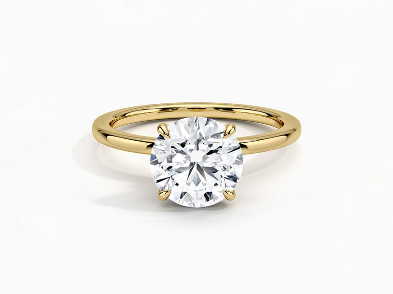 lab grown diamond engagement ring