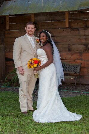Newlywed Outdoor Photo Shoot