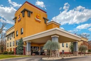 Picture of Comfort Suites South