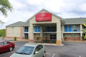 Picture of Magnolia Bay Hotel & Suites