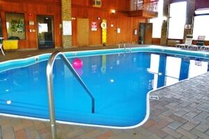 Picture of Royalton Inn & Suites