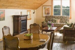 Picture of Mt. Gainor Inn