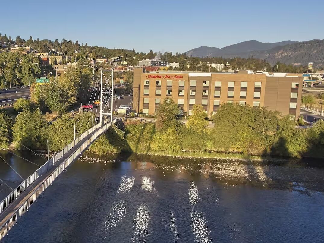 Picture of Hampton Inn & Suites Hood River