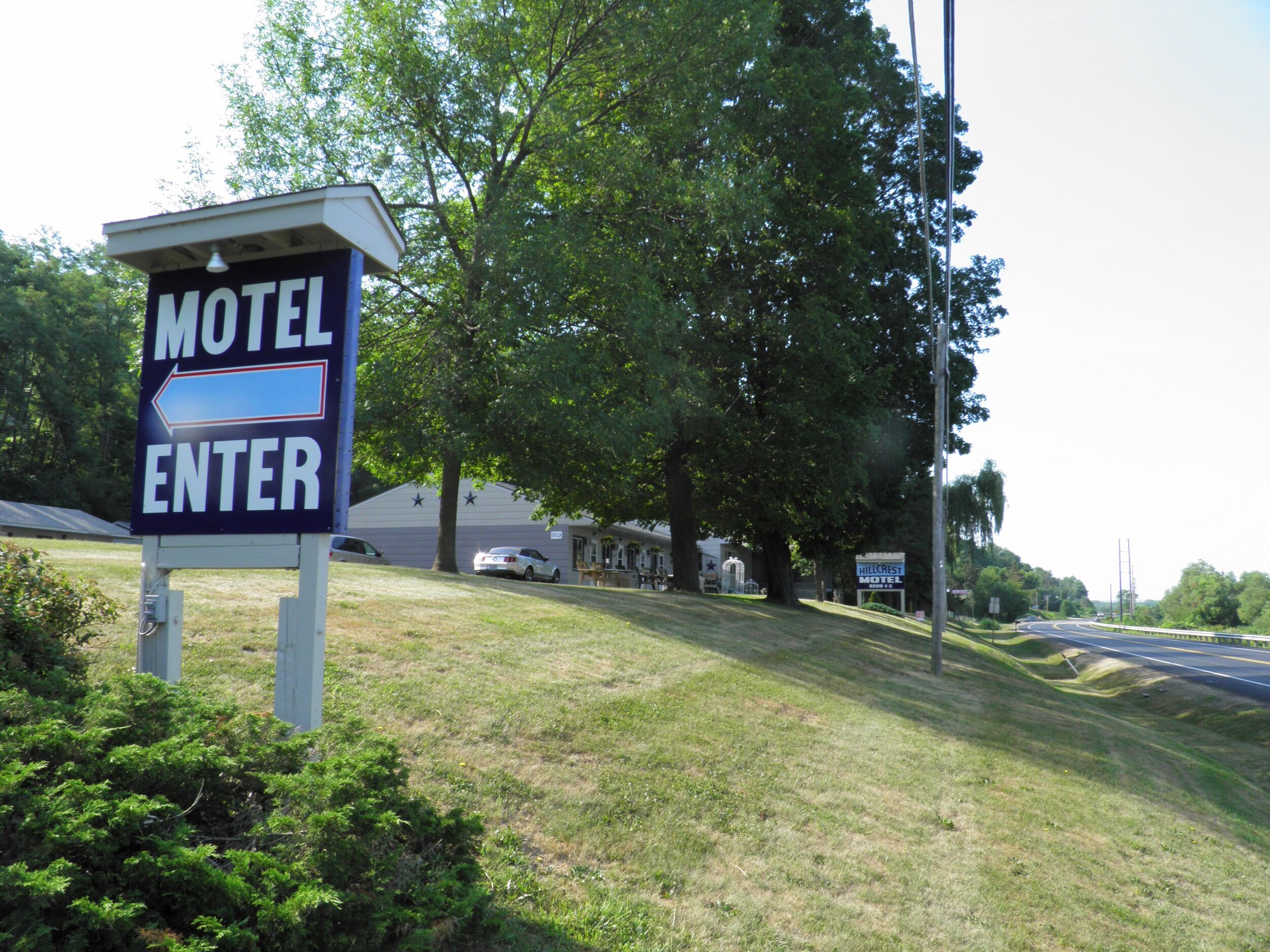 Picture of Hillcrest Motel