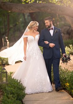Essense of Australia D2815 Ball Gown Wedding Dress