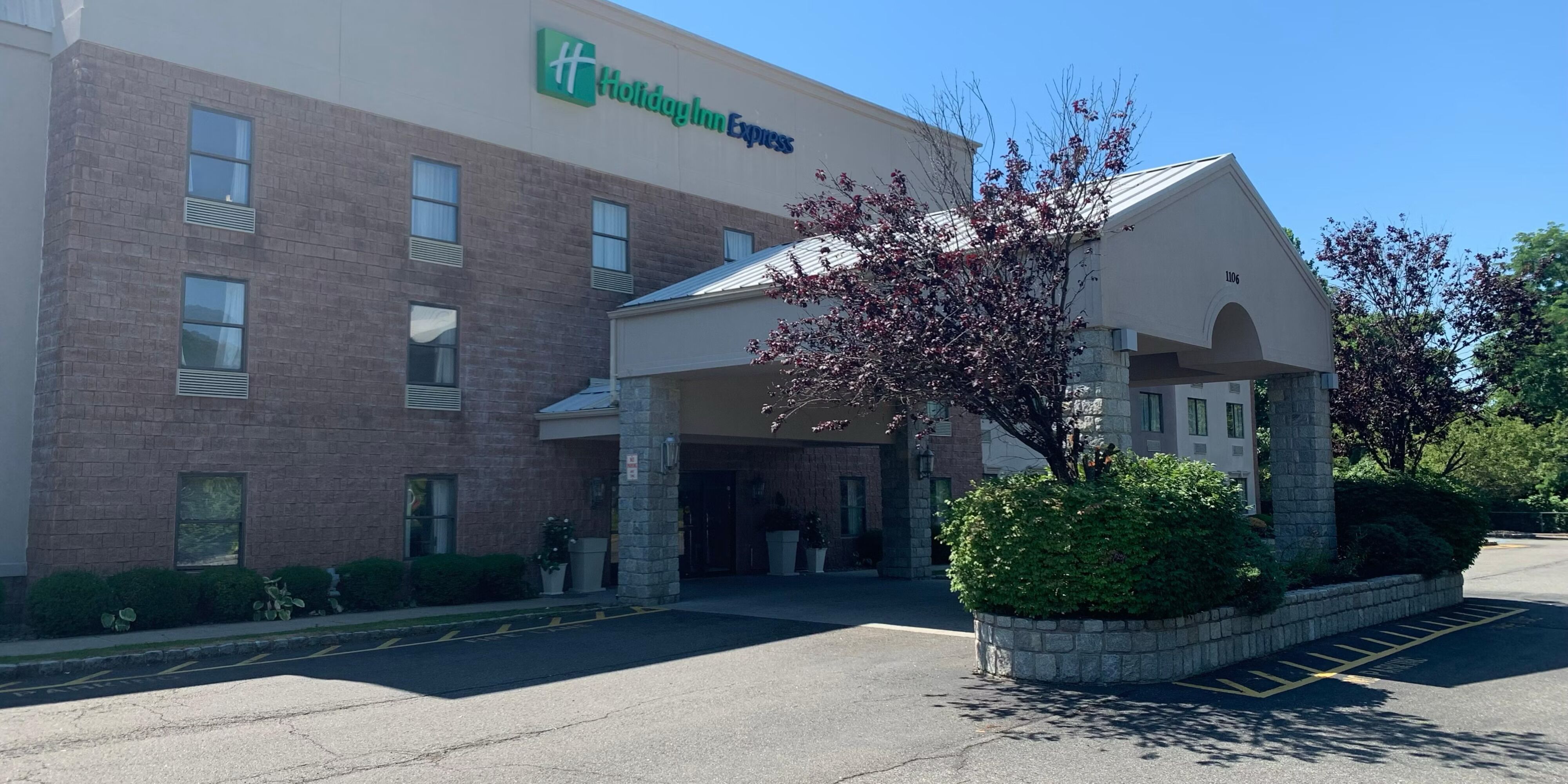 Picture of Holiday Inn Express And Suites West Point- Fort Montgomery