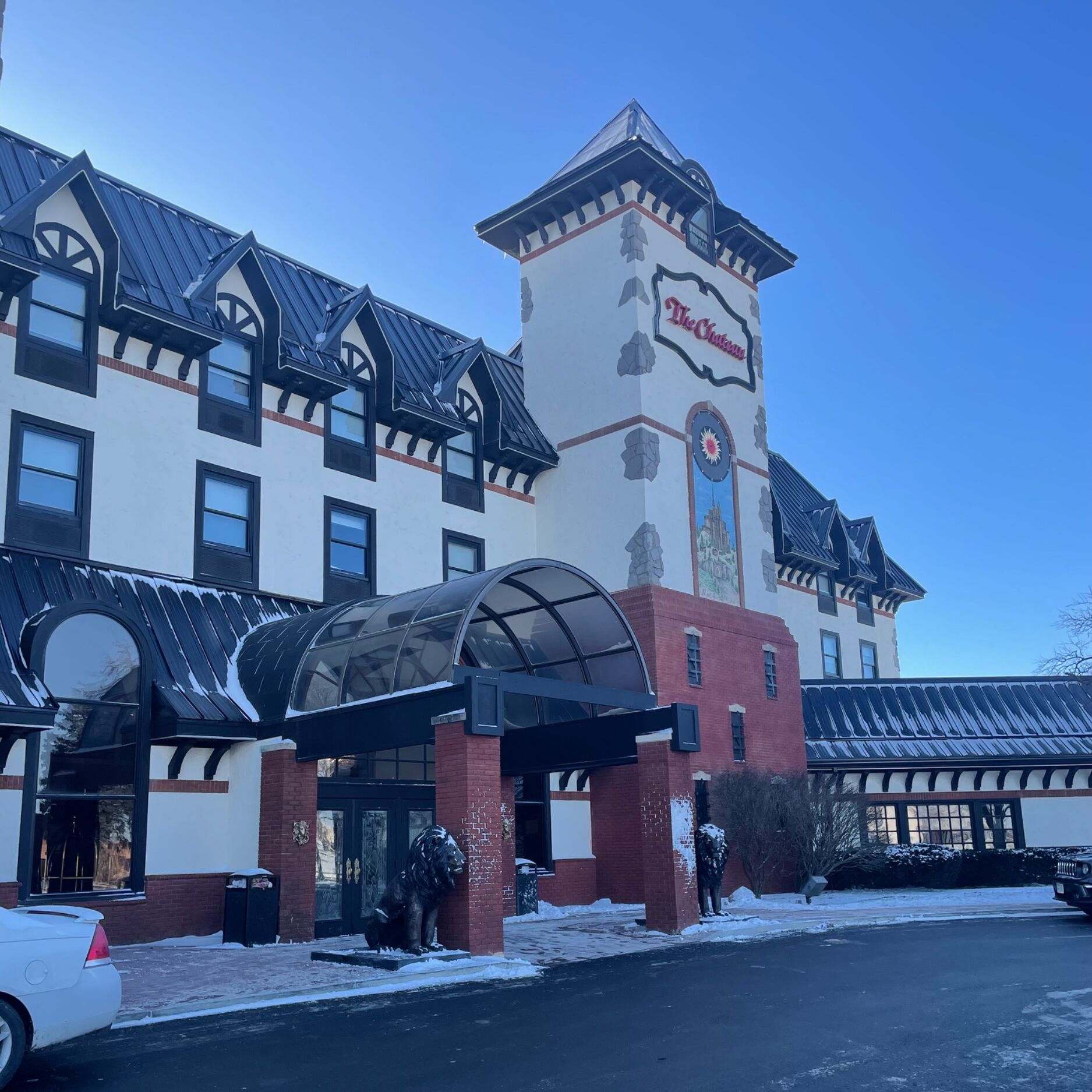 Picture of Chateau Hotel and Conference Center