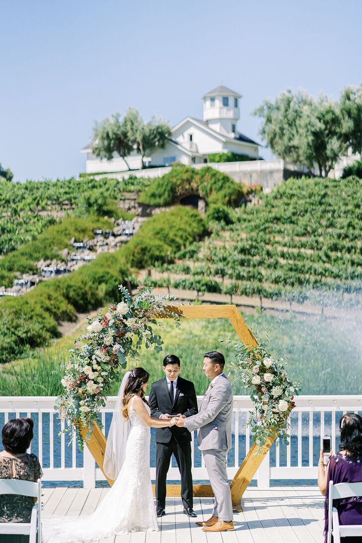 Despite the pandemic, Tiffany and Todd didn't let circumstances get in the way of celebrating their love and marriage. The couple "decided to have a m