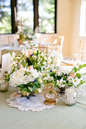 Gold Art Deco Table Numbers and Cascading Centerpieces