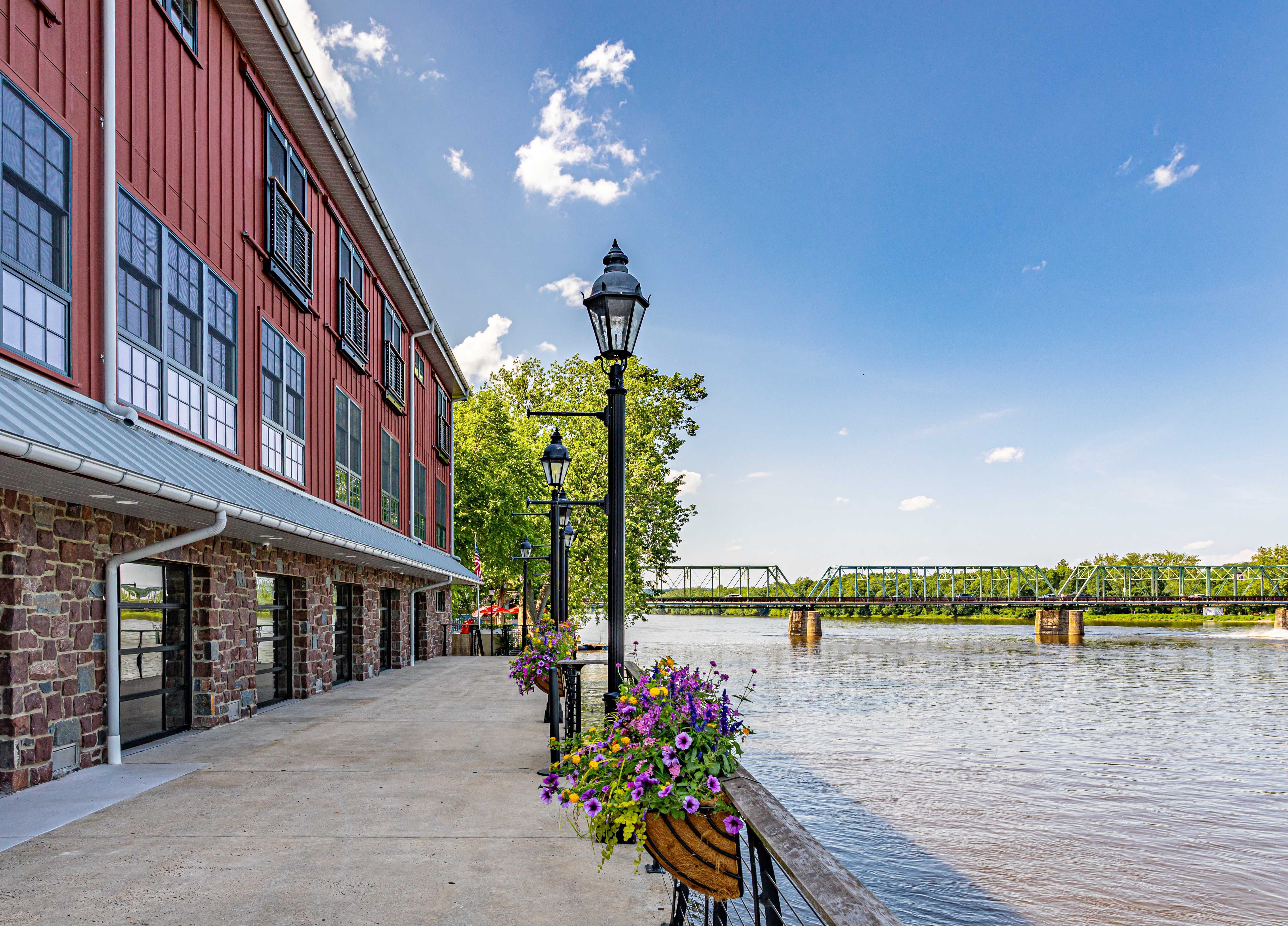 Picture of Stroll through the streets of New Hope