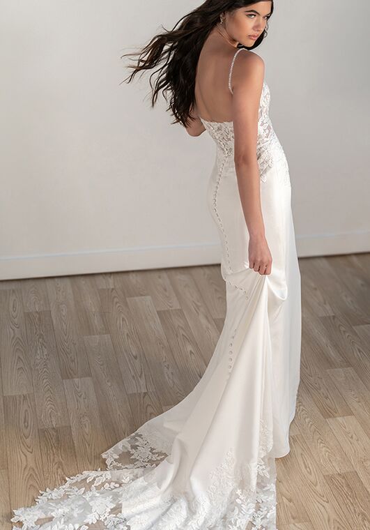 Stella York 8019 Fit-and-Flare Wedding Dress - 4
