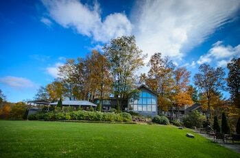 Picture of The Inn at Crestwood