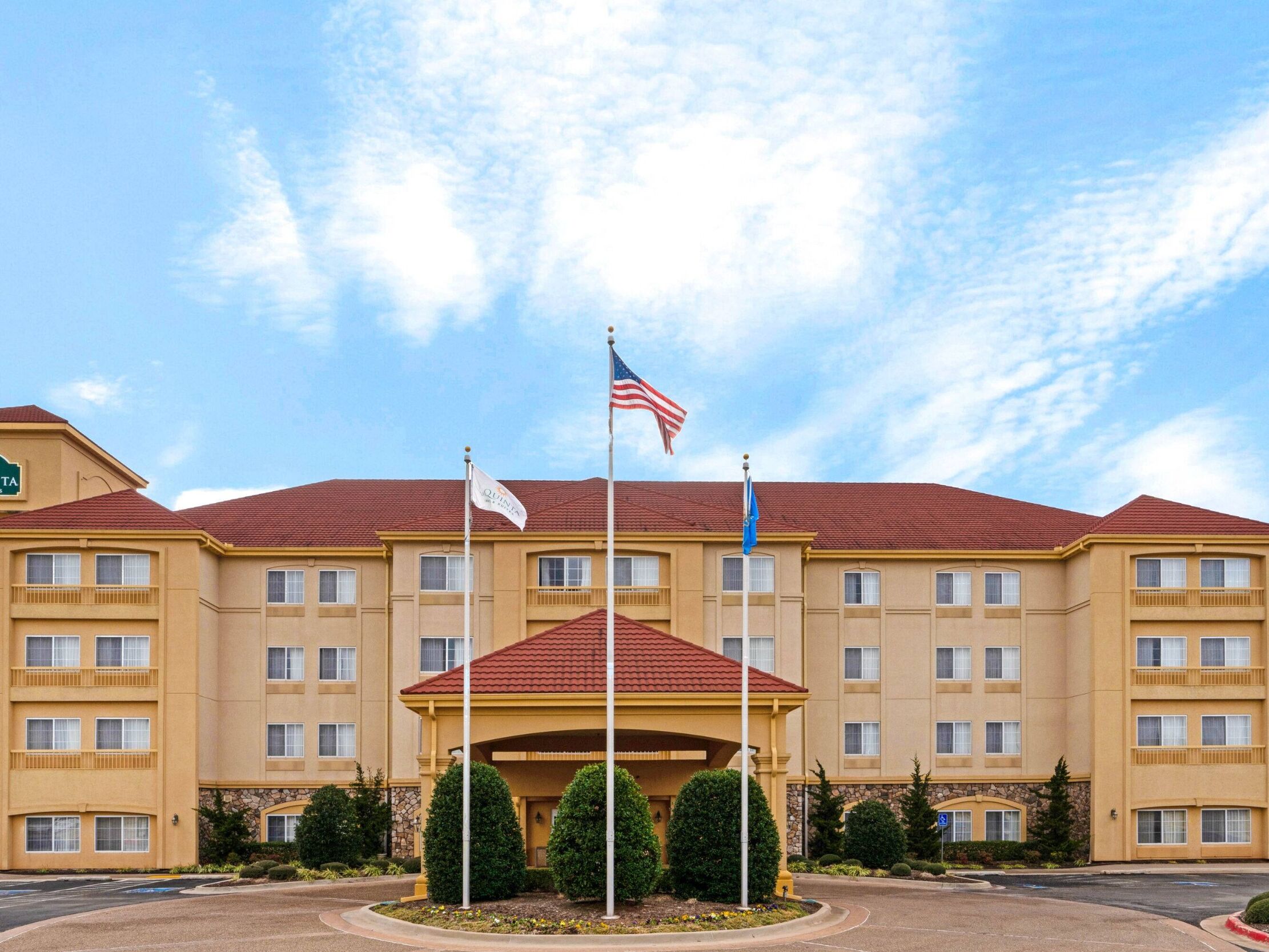 Picture of La Quinta Inn & Suites by Wyndham Stillwater-University Area