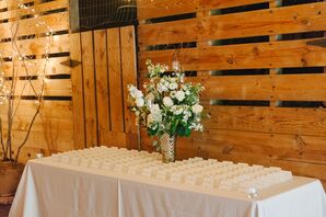 Place Card Display With White Bouquet