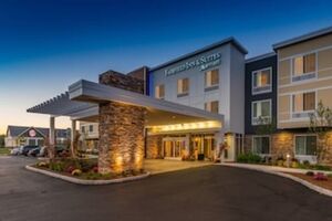 Picture of Fairfield by Marriott Inn & Suites Plymouth White Mountains
