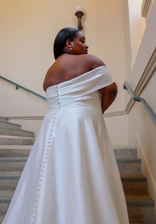 Essense of Australia D3570 plus A-Line Wedding Dress - 3