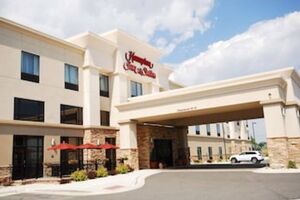 Picture of Hampton Inn & Suites Buffalo