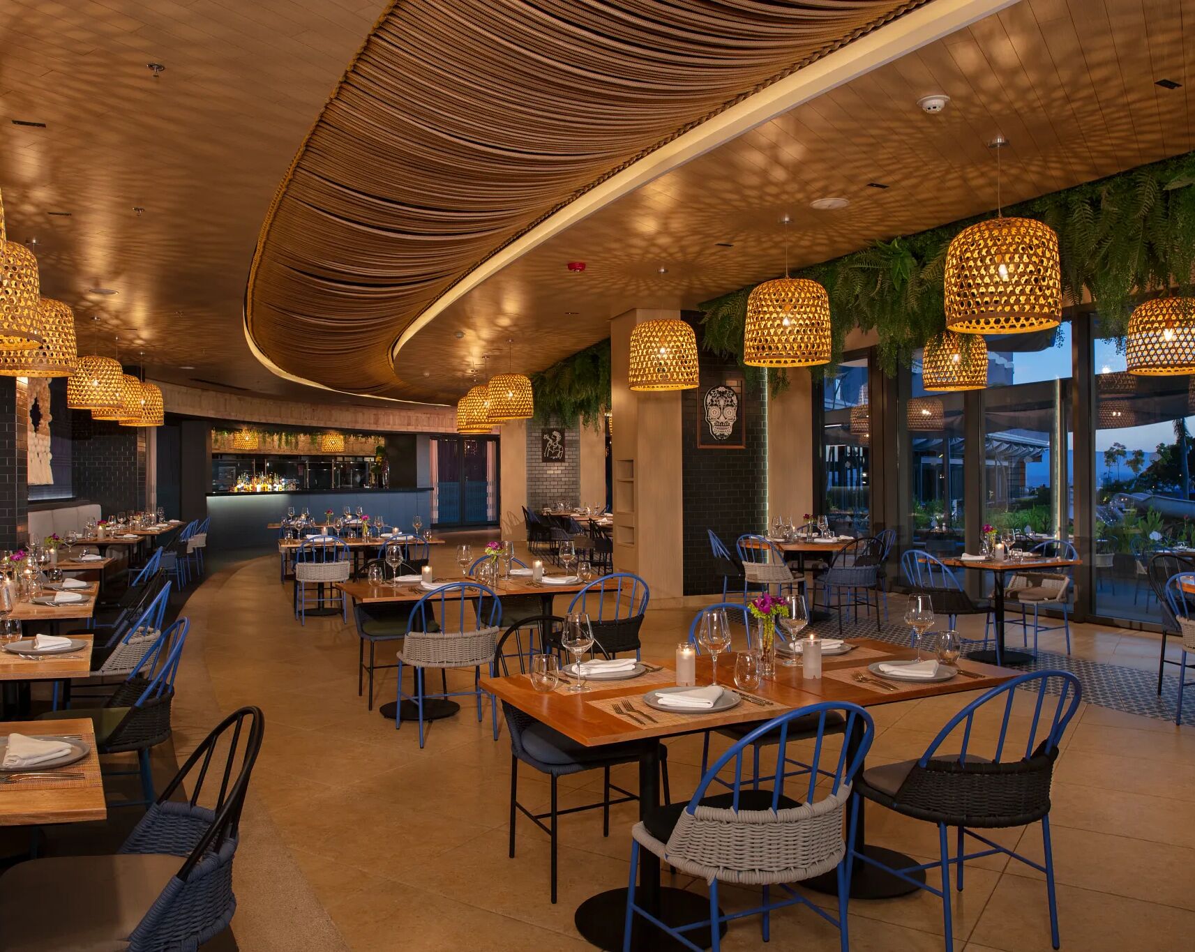 Picture of Dreams Resteraunt Guide
