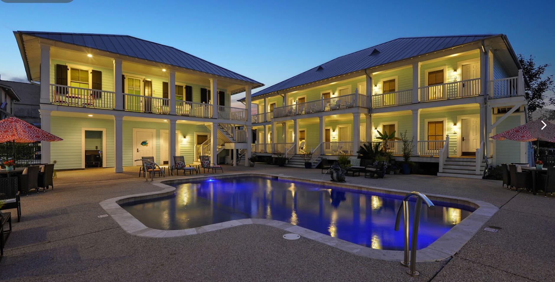 Picture of Bay Town Inn