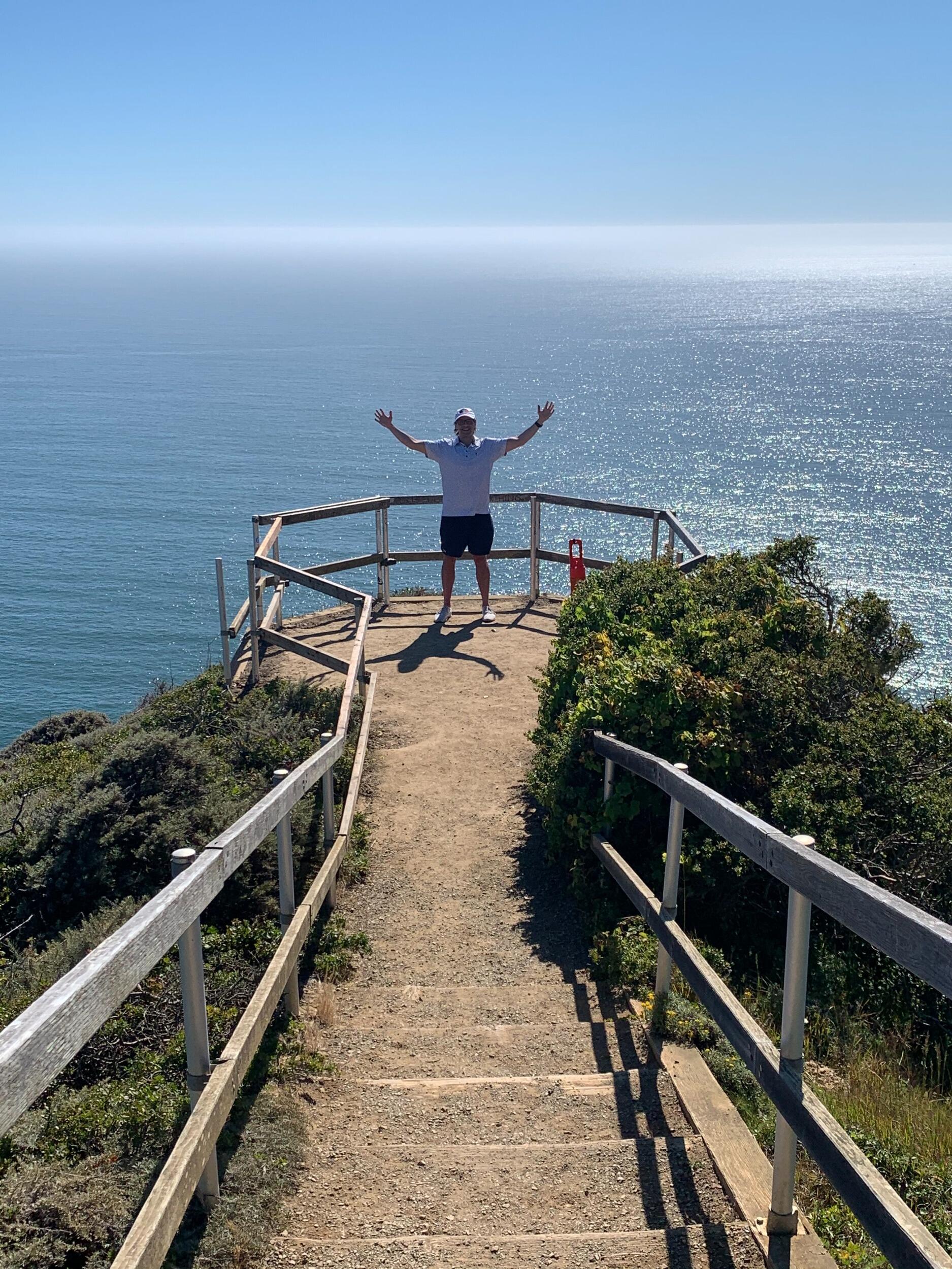 When the COVID lockdown happened, Veronica quarantined with Joe and his roommates, New Girl style. They filled their days playing board games, binging Outer Banks (#tourons), and taking long walks, like this one in Marin County.
