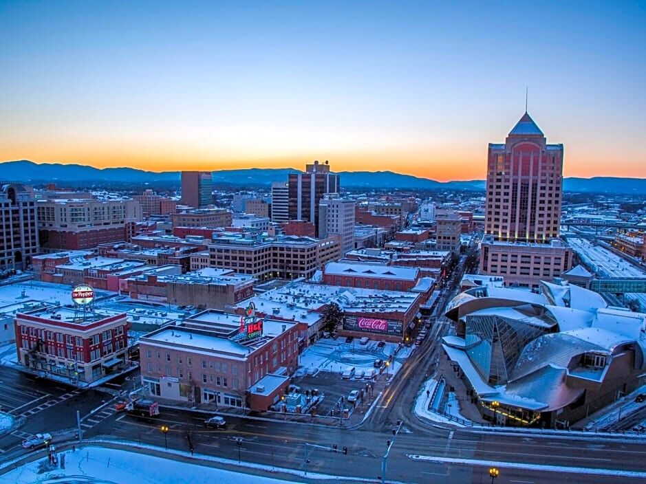 Picture of Holiday Inn Roanoke-Tanglewood