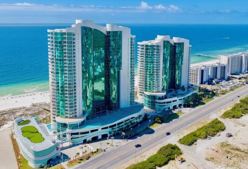 Picture of Turquoise Place