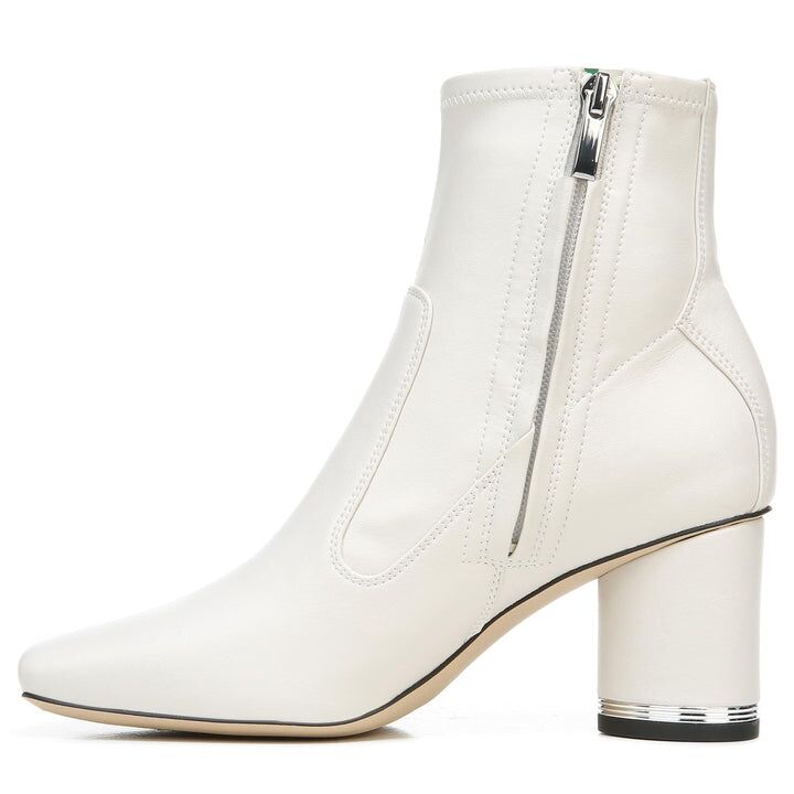 Pisabooty Booties with silver accents and a zip