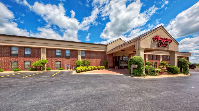 Picture of Hampton Inn & Suites
