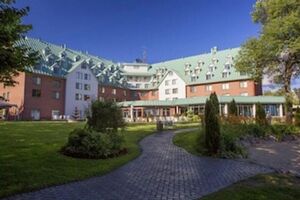 Picture of Château Vaudreuil Hôtel & Suites