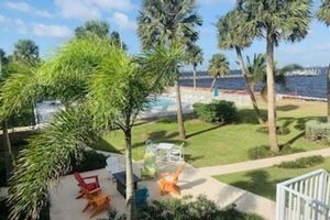 Picture of Caribbean Shores Waterfront Resort