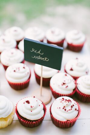 Buttercream Frosted Red Velvet Cupcakes