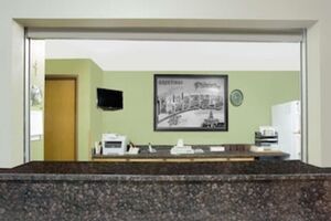 Picture of Super 8 by Wyndham Princeton