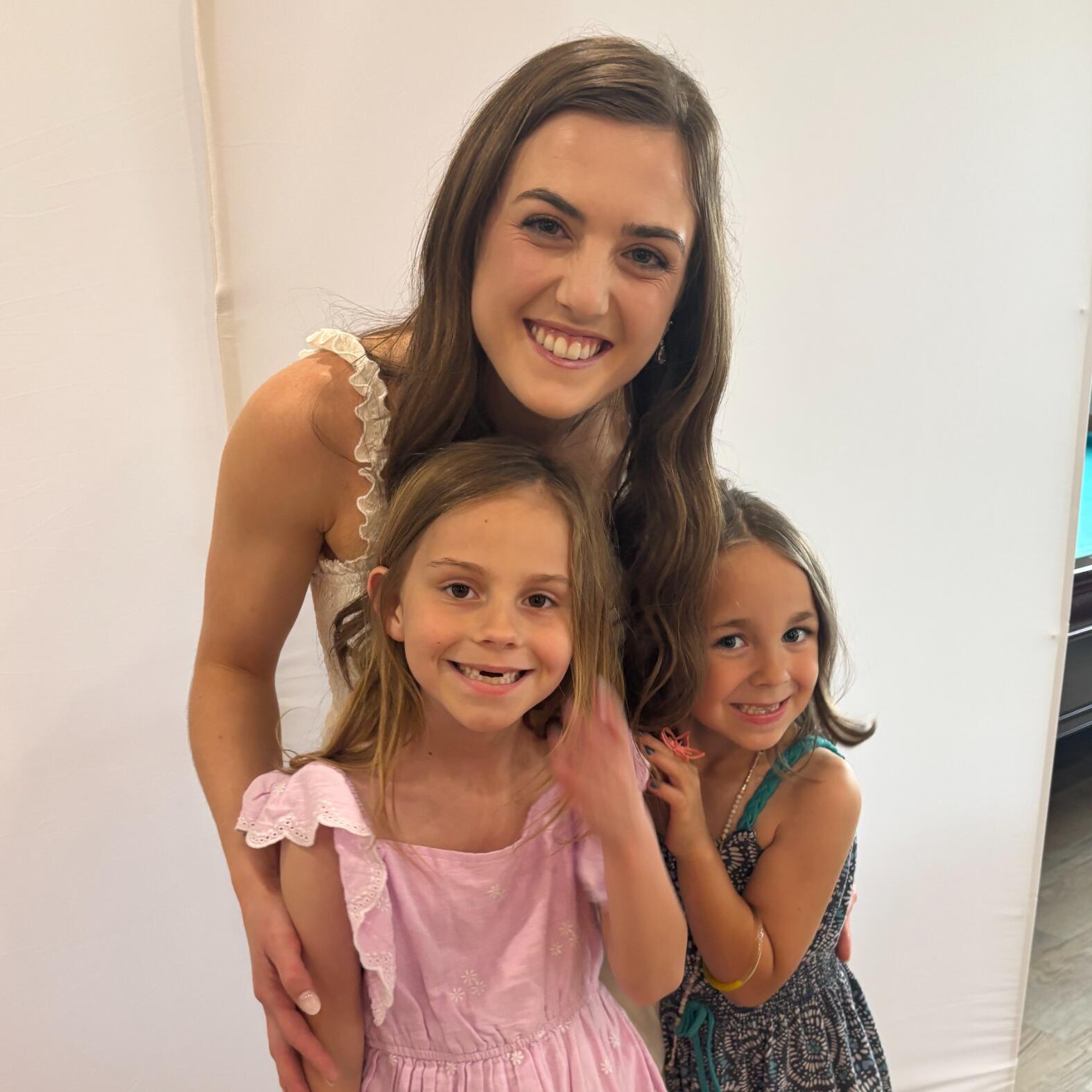 Hannah Myre & Charlotte Myre 