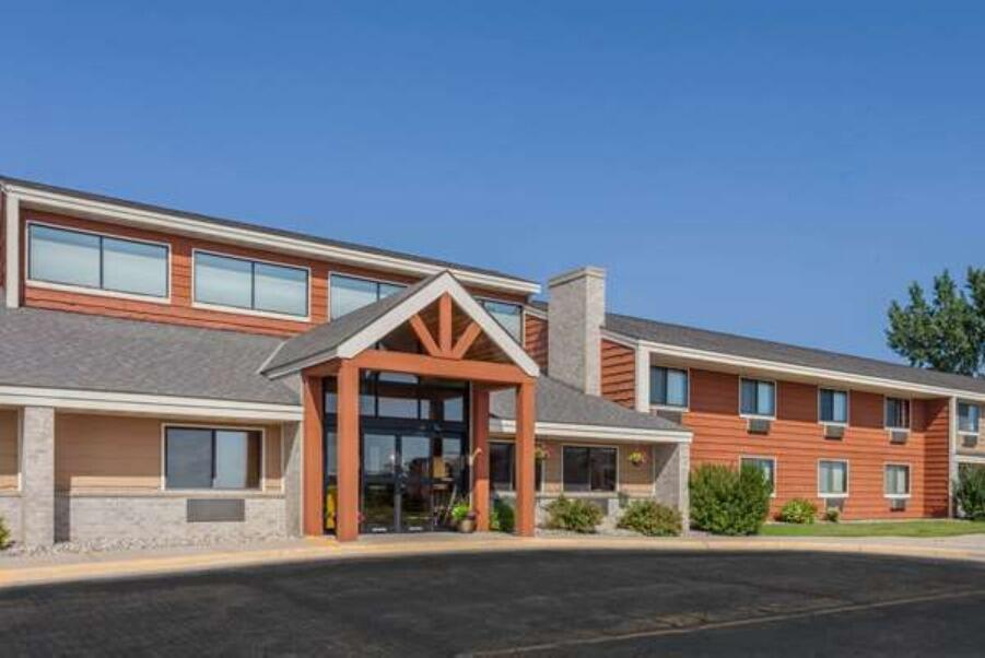 Picture of AmericInn by Wyndham Hutchinson