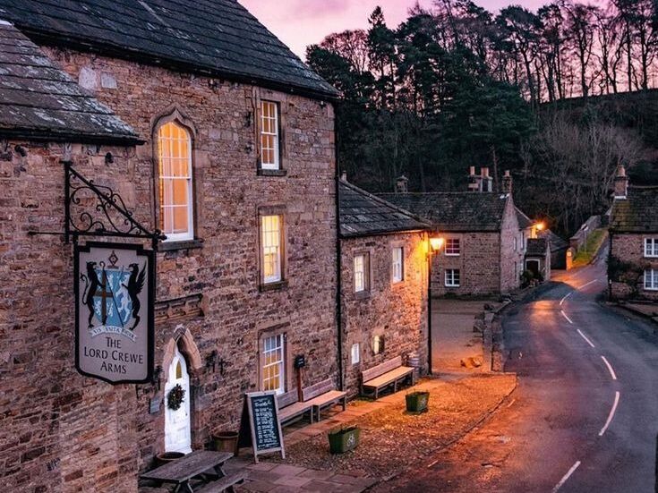 Picture of Lord Crewe Arms