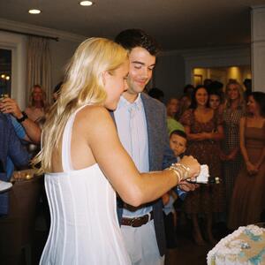 Gallery Photo 16