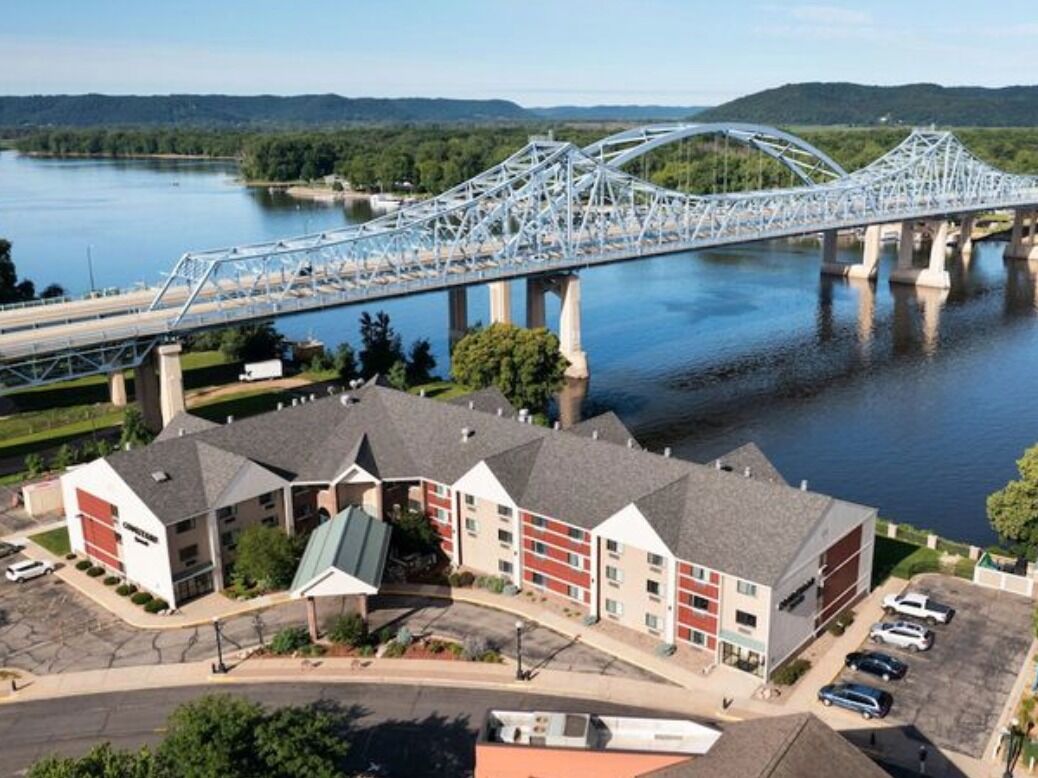 Picture of Courtyard La Crosse Downtown/Mississippi Riverfront