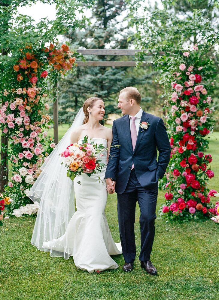 As residents of New York, Molly Dulin and Blake Daniel planned a colorful, preppy destination wedding in Colorado (where the bride grew up). They inco