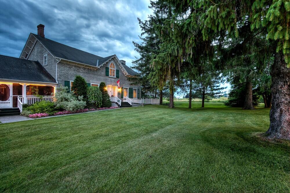 Picture of The Waring House